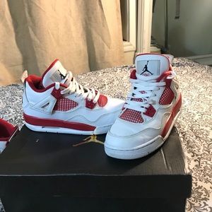 Alternate 89 Retro 4s